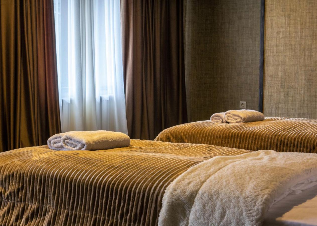 Hotel Eden Μέστια Εξωτερικό φωτογραφία