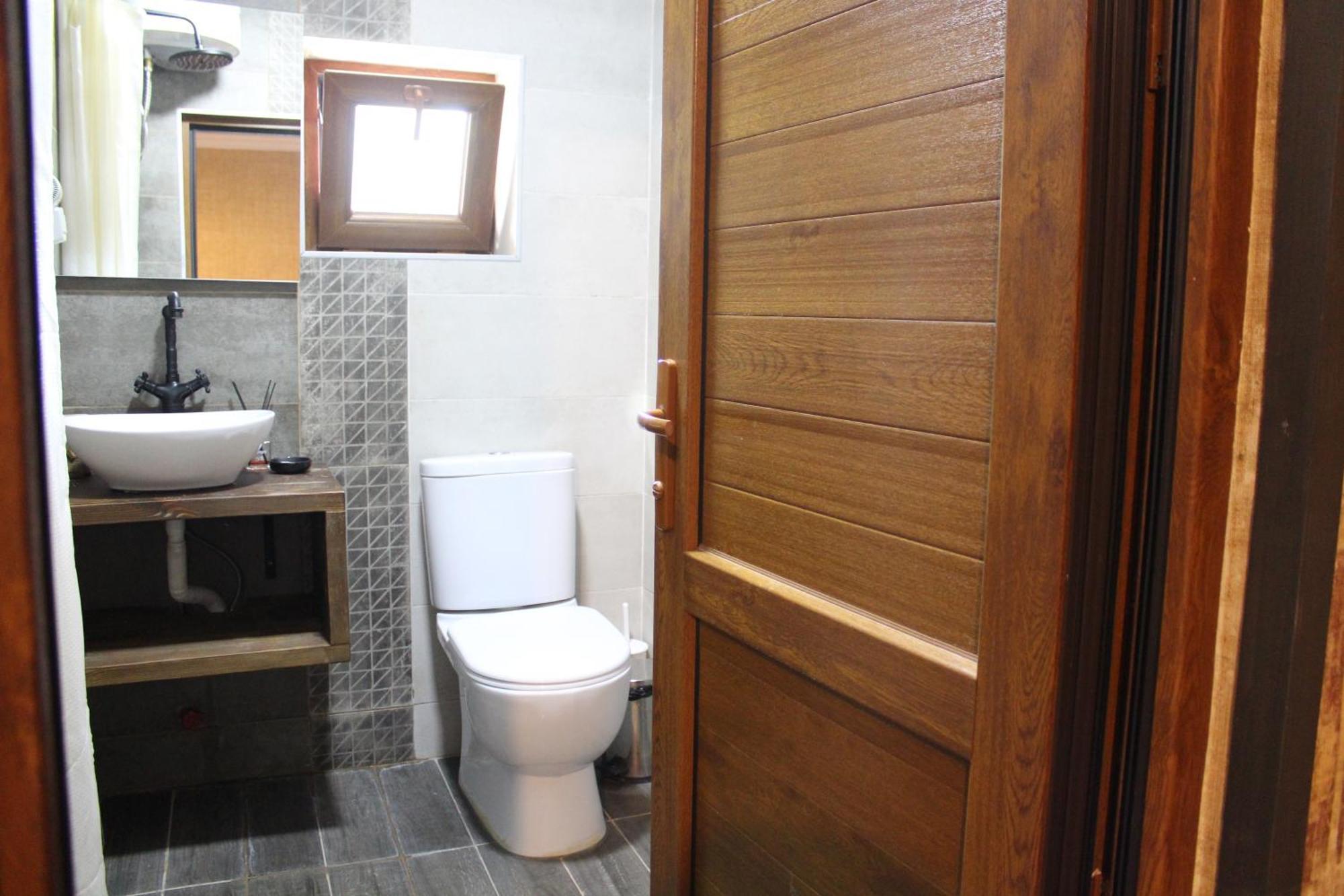 Hotel Eden Μέστια Εξωτερικό φωτογραφία